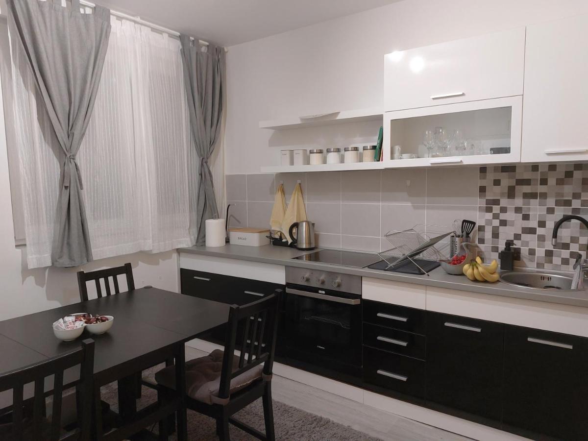 Apartman Pletisanak Gornji Milanovac Exterior foto